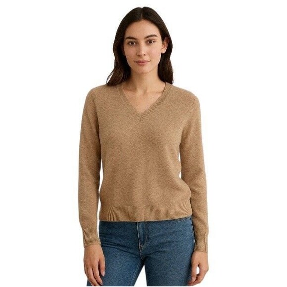 Quince 100% Cashmere Sweater Size Medium Carmel V-Neck Soft Pullover Career - Picture 2 of 12
